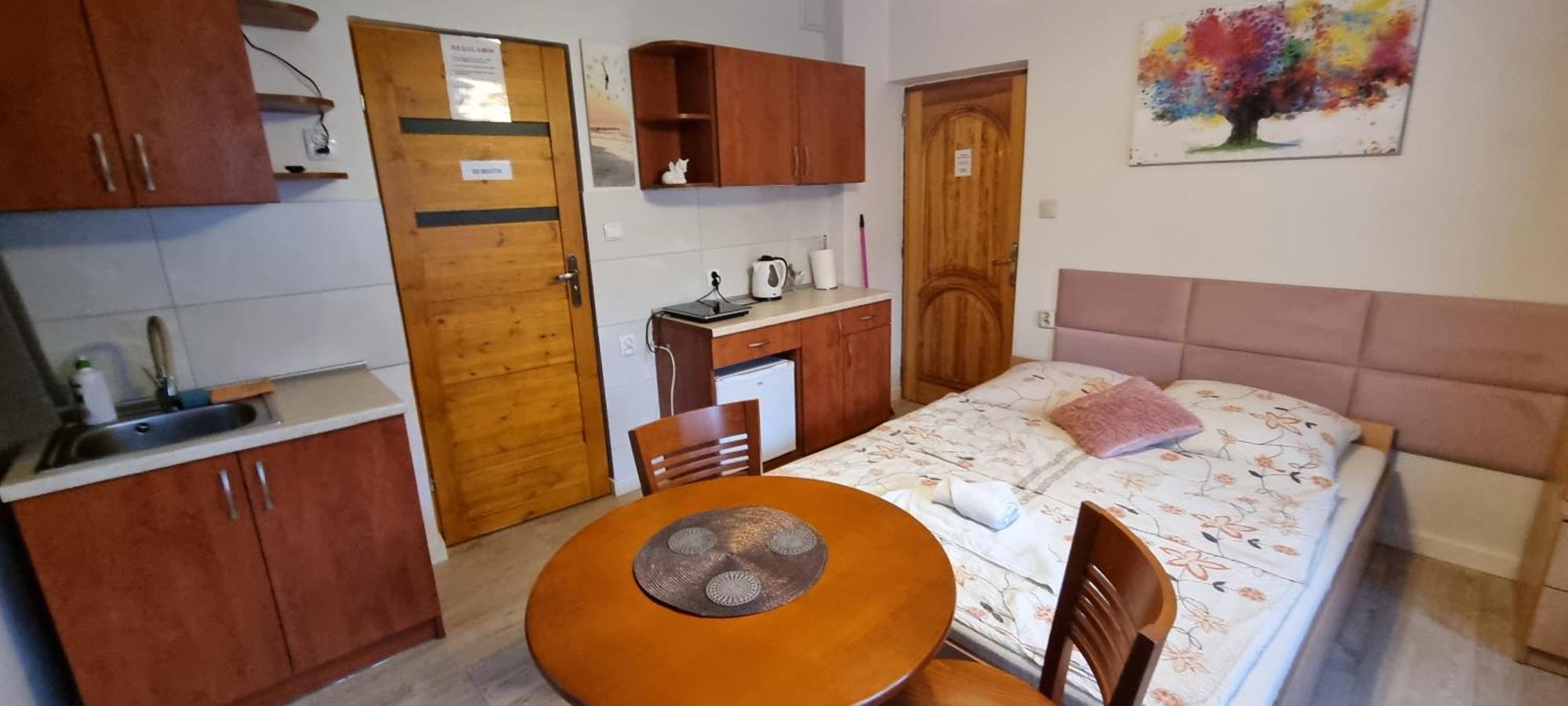 Pokoje Nad Raba Myślenice Exteriör bild