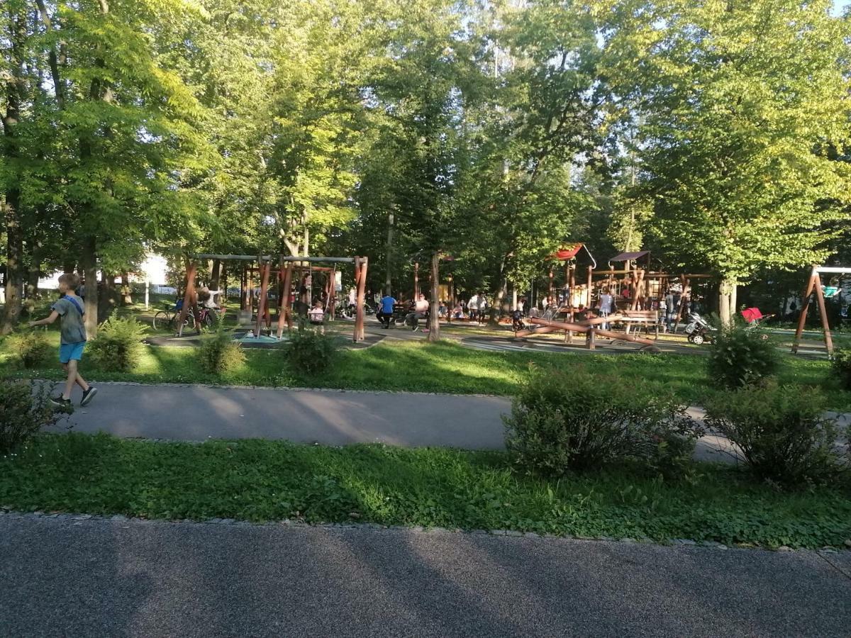 Pokoje Nad Raba Myślenice Exteriör bild